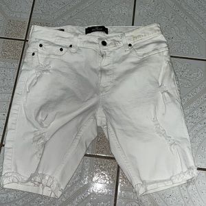 Hollister ripped shorts w32